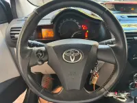 Usata Toyota iQ Lounge 68 CV (50 kW) 2011 Grigio Utilitaria