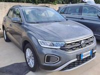 Usata VW T-Roc Life 110 CV (80 kW) 2023 Indium grey SUV