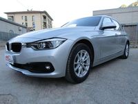 Usata BMW 318 Advantage 150 CV (110 kW) 2019 Argento metallizzato Berlina