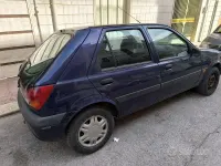 Usata Ford Fiesta 75 CV (55 kW) 2001 Blu Utilitaria