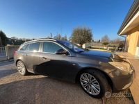 Usata Opel Insignia 160 CV (117 kW) 2012 Grigio Station wagon
