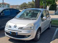 Käytetty Renault Modus 75 HP (55 kW) 2011 Harmaa Tila-auto