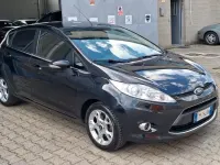 Usata Ford Fiesta Titanium 92 CV (67 kW) 2012 Nero Berlina