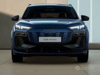 Nuova Audi SQ6 e-tron Sport 380 kW (517 CV) 2025 Blu SUV