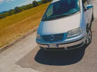 Usata VW Sharan 140 CV (102 kW) 2009 Grigio Monovolume