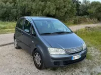 Usata Fiat Idea 69 CV (50 kW) 2007 Grigio Monovolume