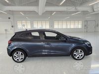 Usata Renault Clio V Business 91 CV (66 kW) 2021 Grigio Berlina
