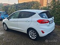 Usata Ford Fiesta Titanium 85 CV (62 kW) 2019 Bianco Utilitaria