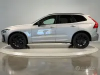 Usata Volvo XC60 R-Design 197 CV (144 kW) 2022 Grigio SUV
