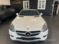 Usata Mercedes SLC250 204 CV (150 kW) 2017 Bianco Cabrio