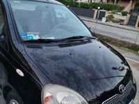 Usata Toyota Yaris Sol 68 CV (50 kW) 2000 Berlina