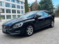 Usata Volvo V60 Ocean Race 181 CV (133 kW) 2015 Nero Station wagon