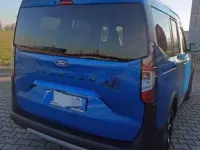 Usata Ford Courier Active 125 CV (91 kW) 2024 Blu/azzurro Monovolume