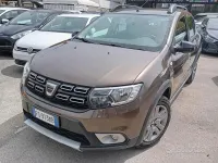 Usata Dacia Sandero 90 CV (66 kW) 2018 Marrone Berlina