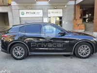 Usata Alfa Romeo Stelvio Business 190 CV (139 kW) 2021 Nero SUV