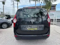 Usata Dacia Lodgy Lauréate 110 CV (80 kW) 2017 Nero Monovolume