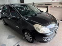 Usata Renault Clio II Dynamique 65 CV (47 kW) 2007 Nero Berlina
