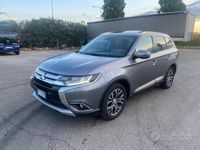 usata Mitsubishi Outlander 2.2 Instyle Plus Navi awd 7p.ti auto