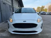 Usata Ford Fiesta Titanium 60 CV (44 kW) 2017 Bianco Utilitaria