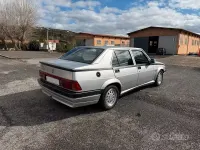 Usata Alfa Romeo 75 148 CV (108 kW) 1992 Berlina