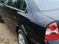 Usata VW Passat 101 CV (74 kW) 2002 Nero Berlina