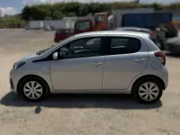 Usata Peugeot 108 Active 72 CV (52 kW) 2018 Argento Utilitaria