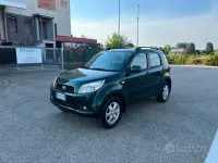 Usata Daihatsu Terios 105 CV (77 kW) 2008 Verde SUV