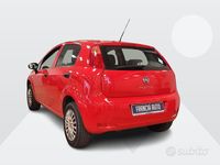 Usata Fiat Punto 69 CV (50 kW) 2017 Rosso Utilitaria
