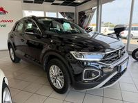 Usata VW T-Roc Life 150 CV (110 kW) 2024 Nero SUV