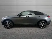 Usata Mercedes GLC300 Premium 320 CV (235 kW) 2022 Grigio selenite SUV