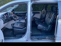 Usata Lancia Voyager 163 CV (119 kW) 2012 Grigio Monovolume