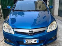 Usata Opel Tigra Sport 125 CV (91 kW) 2005 Cabrio