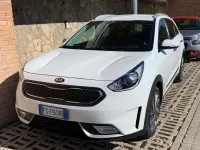 Usata Kia Niro Style 105 CV (77 kW) 2018 Bianco SUV