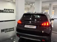 Usata Peugeot 2008 S 102 CV (75 kW) 2019 Nero SUV