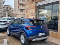 Usata Renault Captur Business 101 CV (74 kW) 2021 Blu SUV