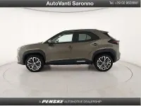 Usata Toyota Yaris Cross Lounge 116 CV (85 kW) 2023 Marrone SUV