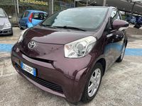 Usata Toyota iQ 68 CV (50 kW) 2009 Grigio Utilitaria