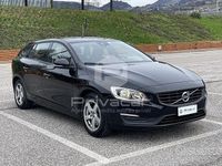 Usata Volvo V60 Kinetic 150 CV (110 kW) 2016 Nero Station wagon