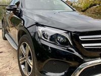 Käytetty Mercedes GLC250 Executive 204 HP (150 kW) 2018 Musta Katumaasturi