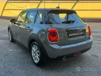 Usata Mini Cooper D 116 CV (85 kW) 2018 Grigio Utilitaria