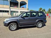 Usata Toyota Land Cruiser Sol 166 CV (122 kW) 2005 Grigio scuro SUV