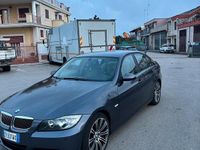 Usata BMW 318 122 CV (89 kW) 2005 Grigio Berlina