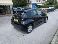 Usata Toyota Yaris Hybrid Active 92 CV (67 kW) 2022 Nero SUV