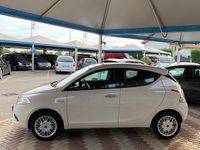 Usata Lancia Ypsilon Gold 69 CV (50 kW) 2016 Bianco Utilitaria