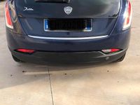 Usata Lancia Delta 120 CV (88 kW) 2012 Utilitaria