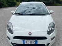 Usata Fiat Punto 77 CV (56 kW) 2016 Bianco Utilitaria