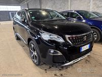 Usata Peugeot 5008 Crossway 363 CV (266 kW) 2020 Nero SUV