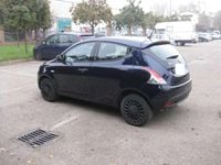 Usata Lancia Ypsilon Silver 69 CV (50 kW) 2021 Blu di blu micalizzato Utilitaria