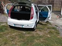 Usata Fiat Punto 60 CV (44 kW) 2001 Bianco Utilitaria