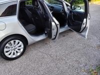 Usata Opel Astra 136 CV (100 kW) 2015 Grigio Station wagon